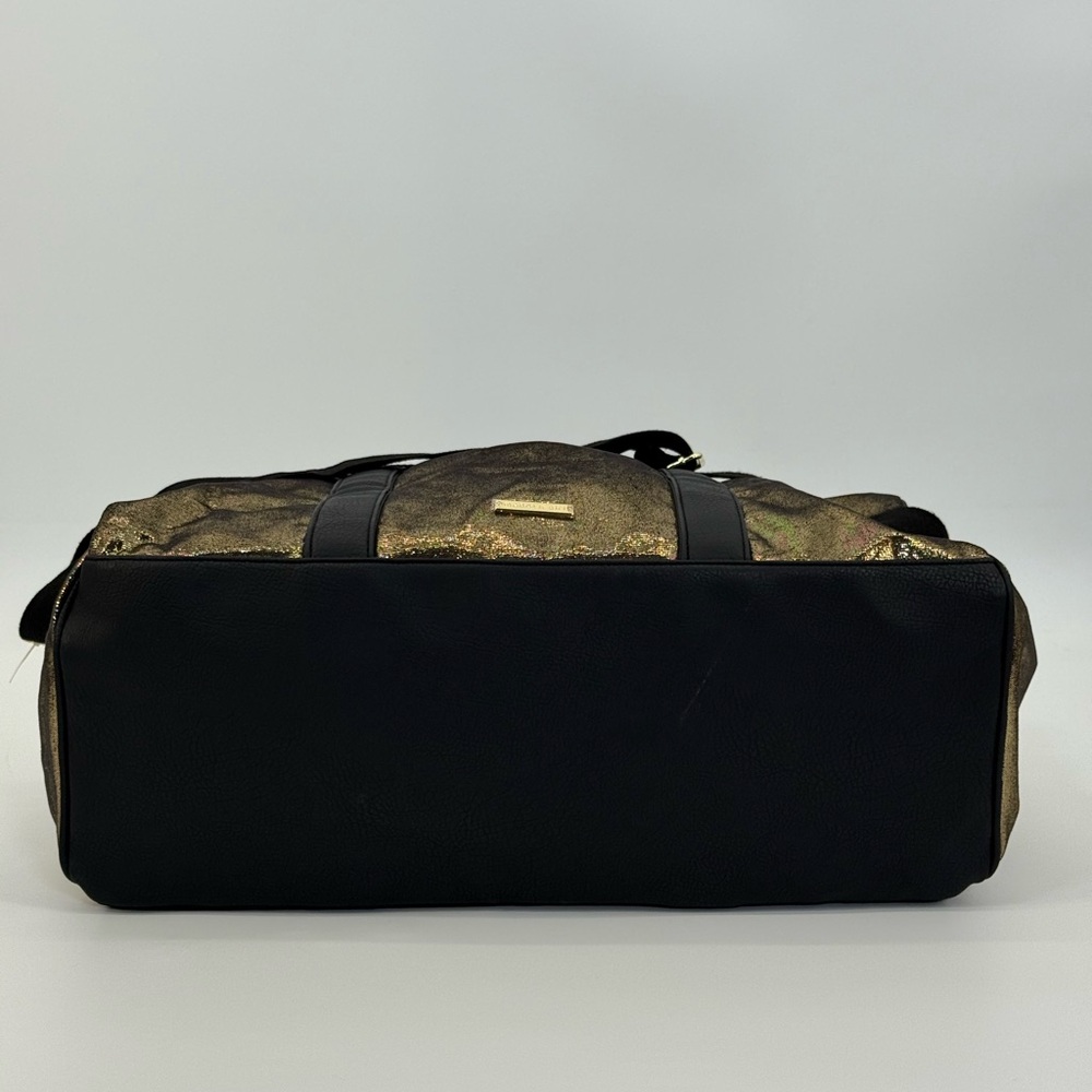 Madden Girl Metallic Gold Large Weekender Duffle/Travel Bag - Picture 7 of 15